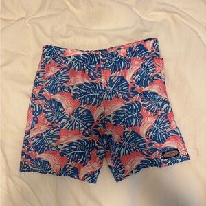 Vineyard Vines boys large 16 swimsuit